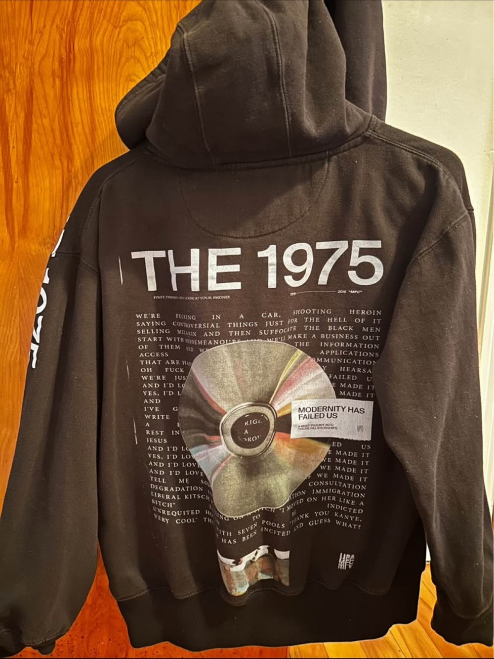 the 1975 black hoodie
